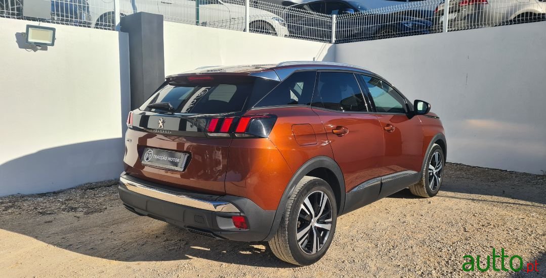 2017' Peugeot 3008 photo #2