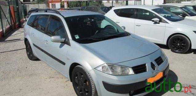 2004' Renault Megane Break photo #5