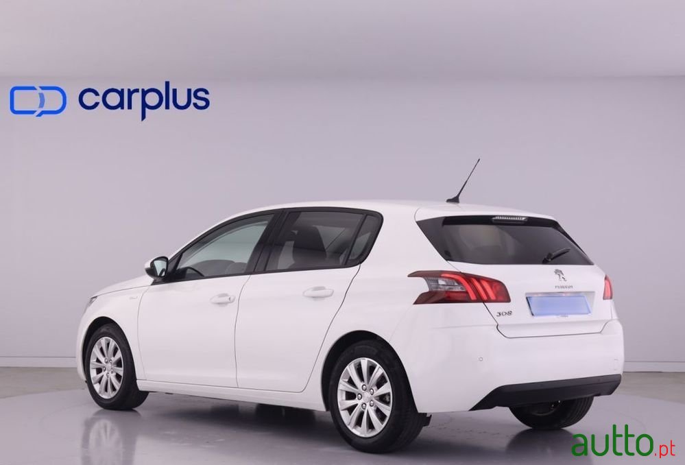 2020' Peugeot 308 photo #5