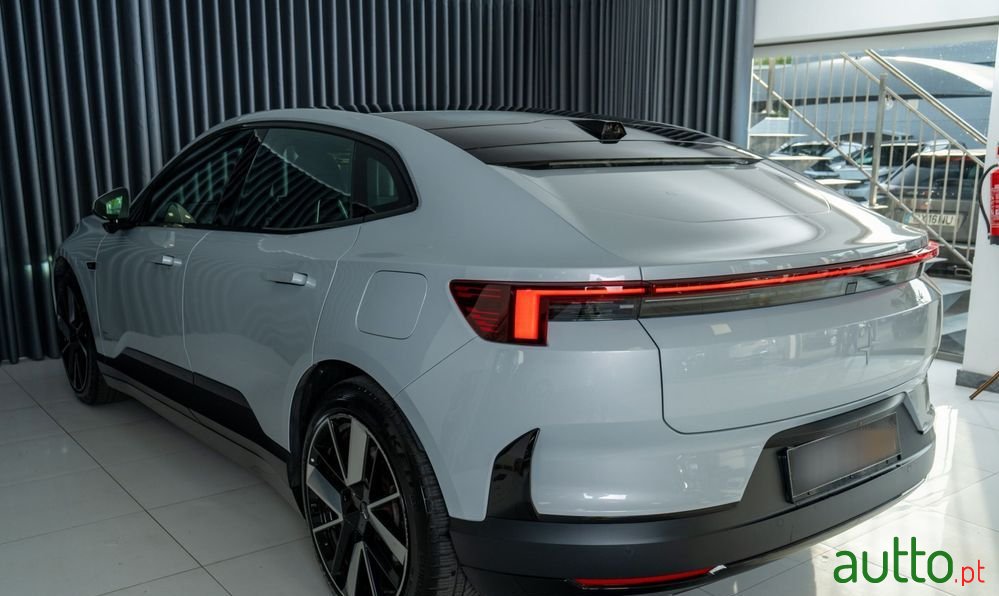 2024' Polestar 4 photo #2