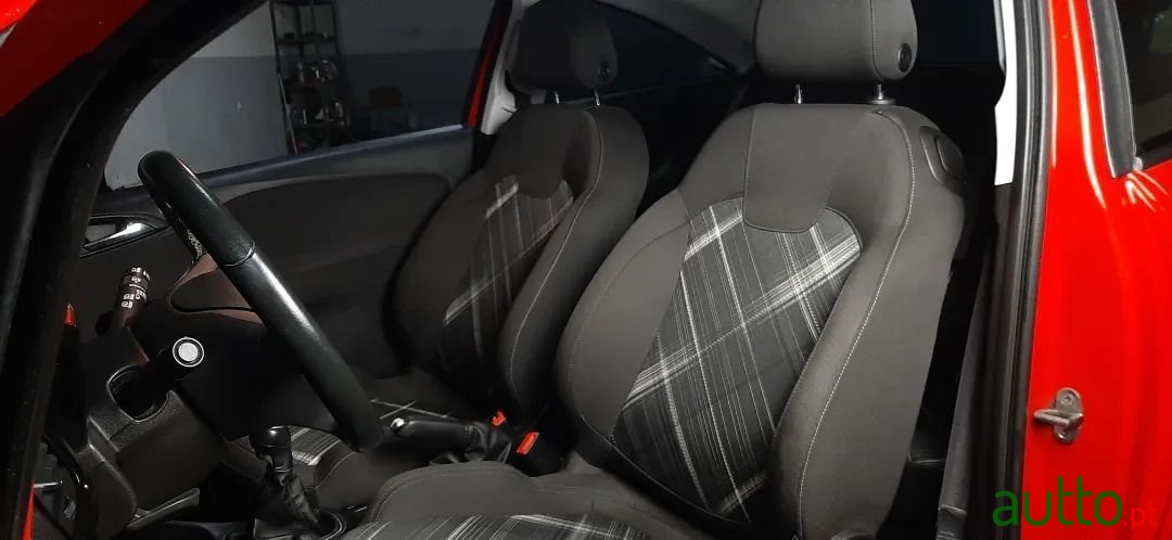 2016' Opel Corsa photo #2