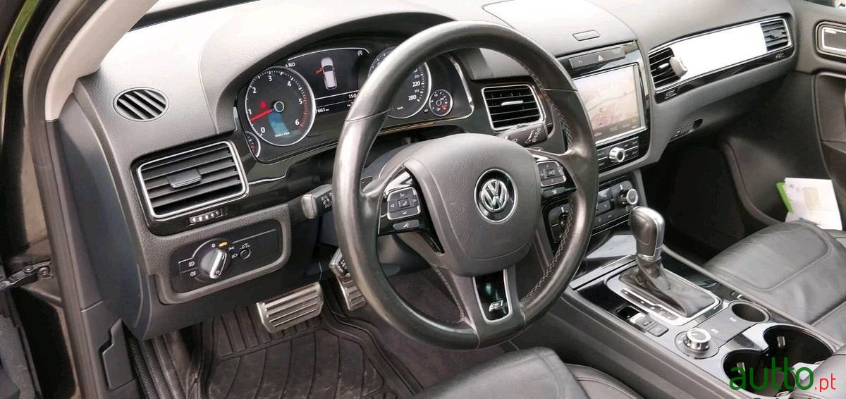 2013' Volkswagen photo #3