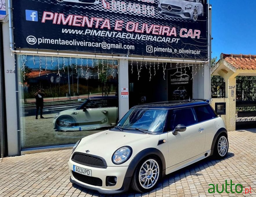 2008' MINI Cooper photo #1