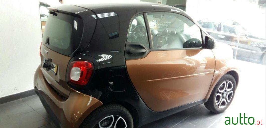 2015' Smart Fortwo Passion photo #1