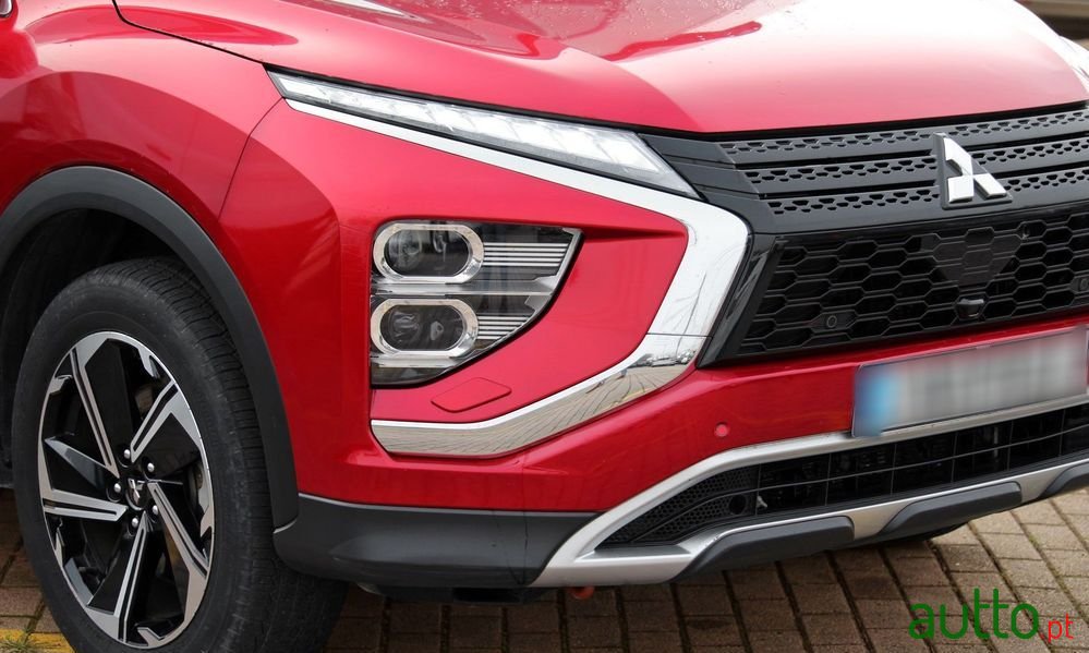 2022' Mitsubishi Eclipse Cross photo #2