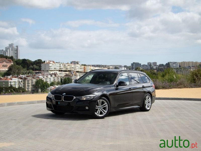 2013' BMW 318 D Touring Pack M photo #1