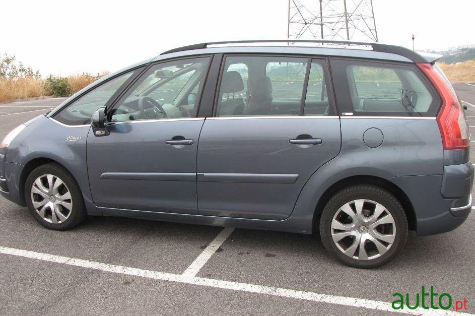 2007' Citroen C4 Grand Picasso photo #1
