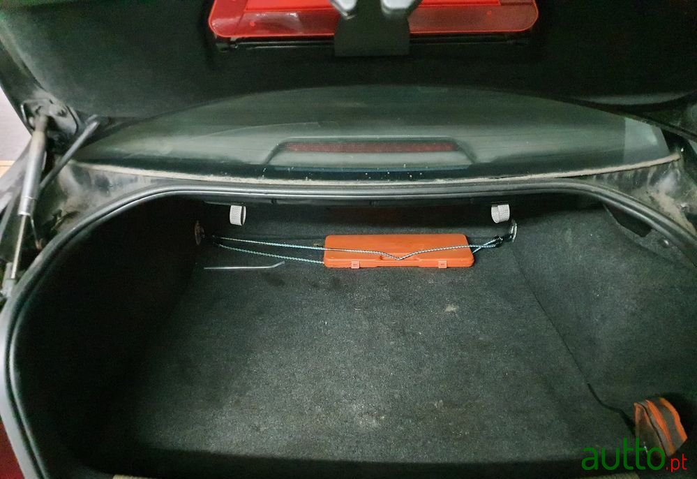 2003' Skoda Superb 1.9 Tdi Elegance photo #3