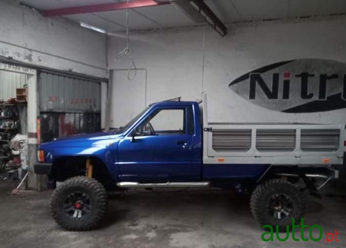 1994' Toyota Inova photo #6