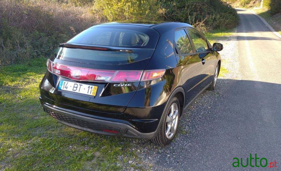 2006' Honda Civic Sport photo #1