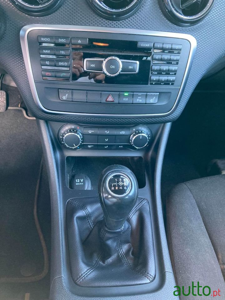 2009' Mercedes-Benz A-Class photo #4