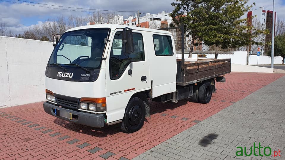 2001' Isuzu i-Series photo #1