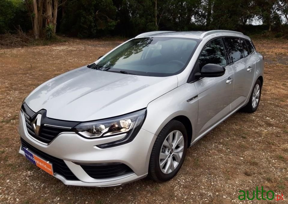 2019' Renault Megane Sport Tourer photo #1