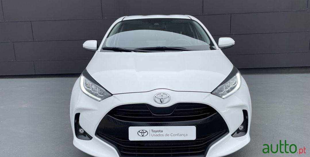 2021' Toyota Yaris photo #6