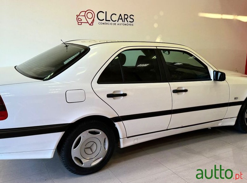 1997' Mercedes-Benz Classe C photo #4