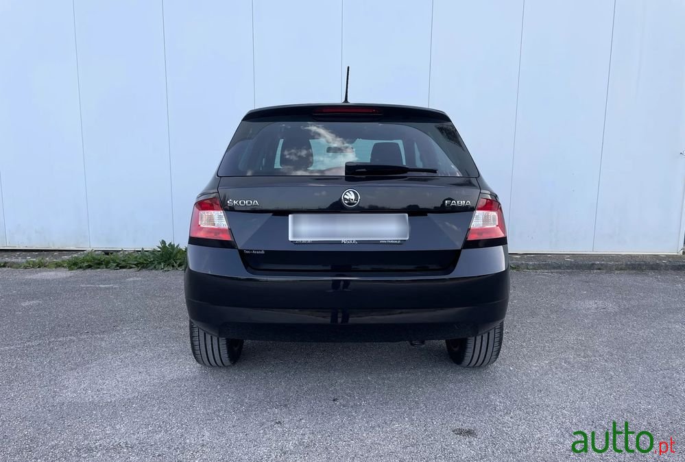 2015' Skoda Fabia 1.4 Tdi Style photo #3