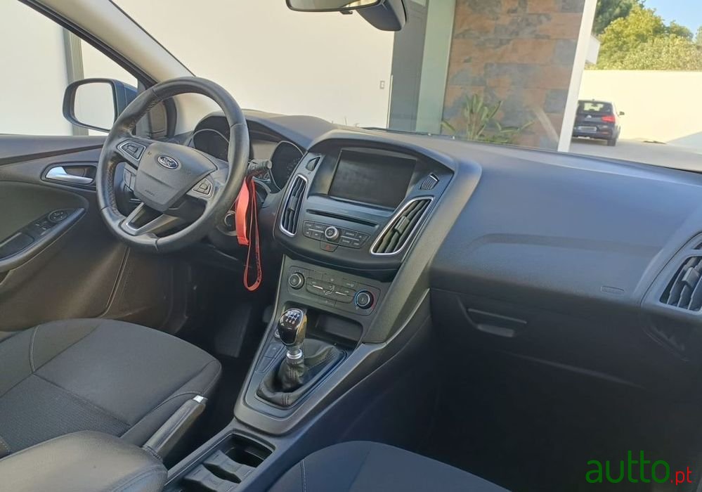 2016' Ford Focus Sw photo #4