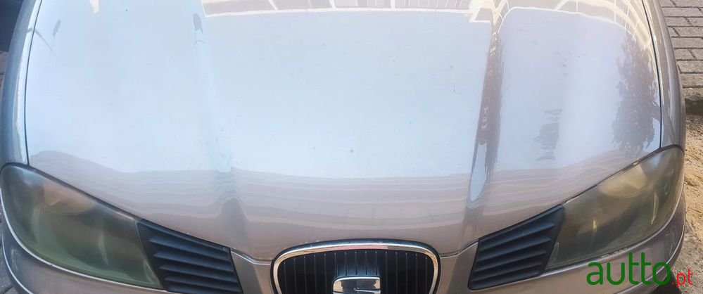 2004' SEAT Ibiza photo #3