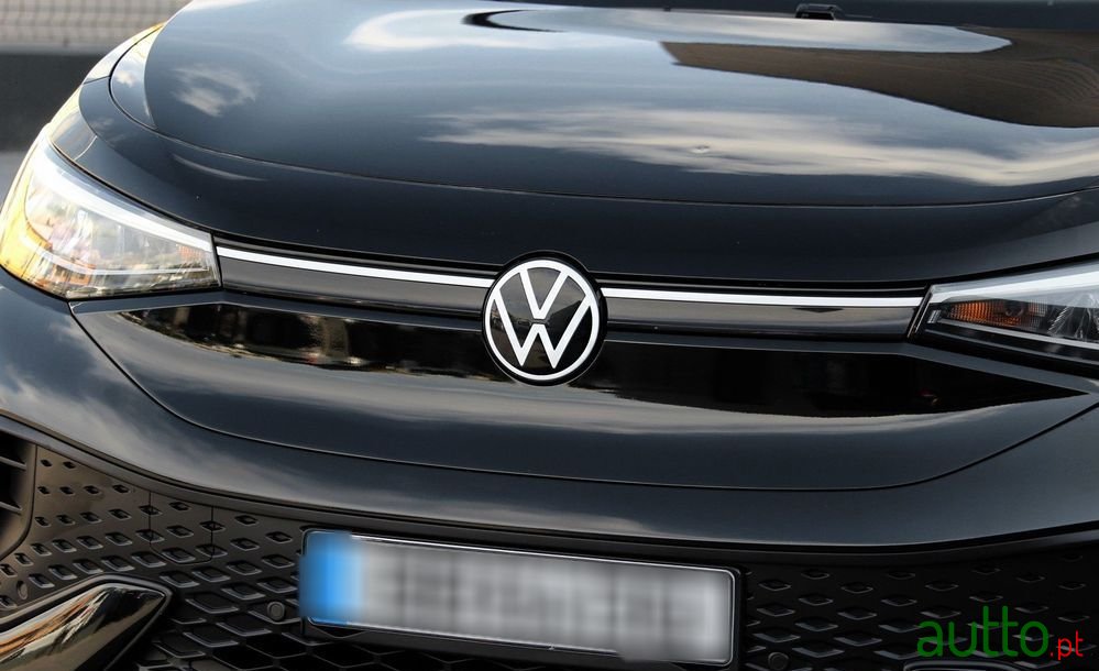 2023' Volkswagen ID.5 photo #2