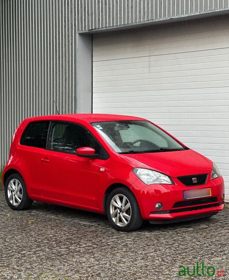 2012' SEAT Mii 1.0 Style photo #1