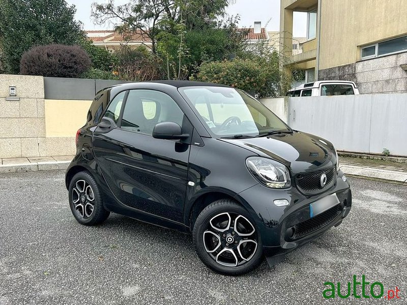 2018' Smart Fortwo 1.0 Passion 71 photo #2