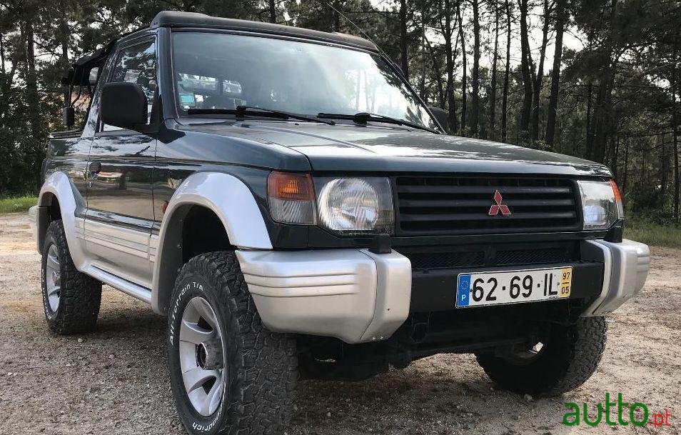 1997' Mitsubishi Pajero Cabrio photo #1