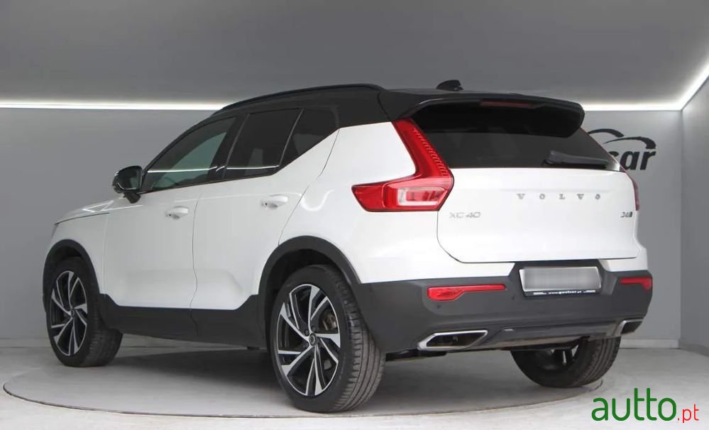 2018' Volvo Xc 40 photo #5