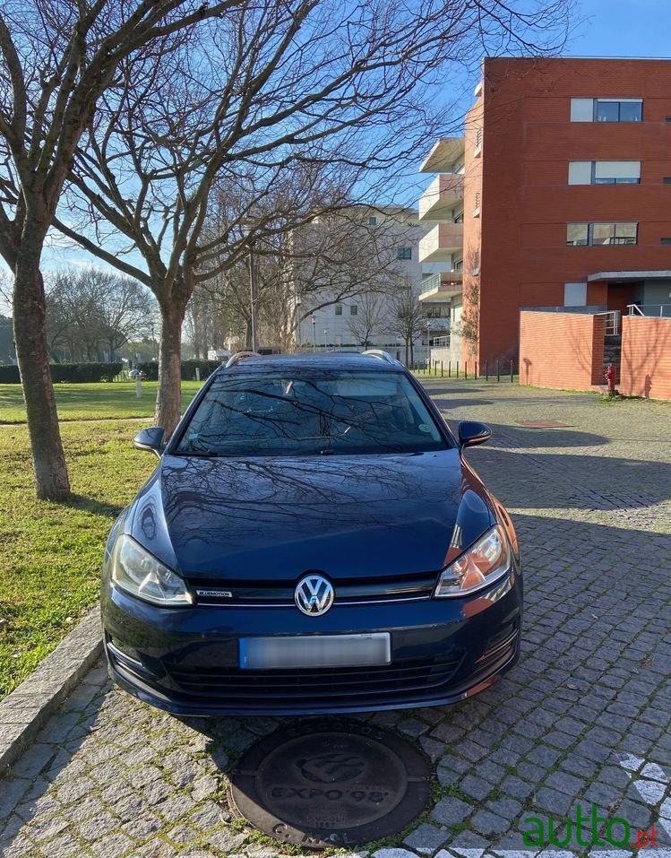 2014' Volkswagen Golf Variant photo #1