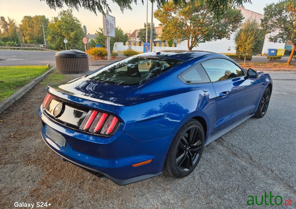 2017' Ford Mustang 2.3 Eco Boost photo #4