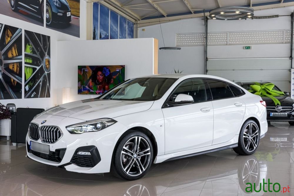 2020' BMW Série 2 D Pack M photo #1