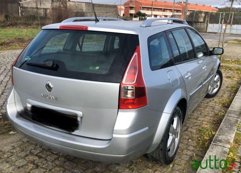 2008' Renault Megane Break photo #5