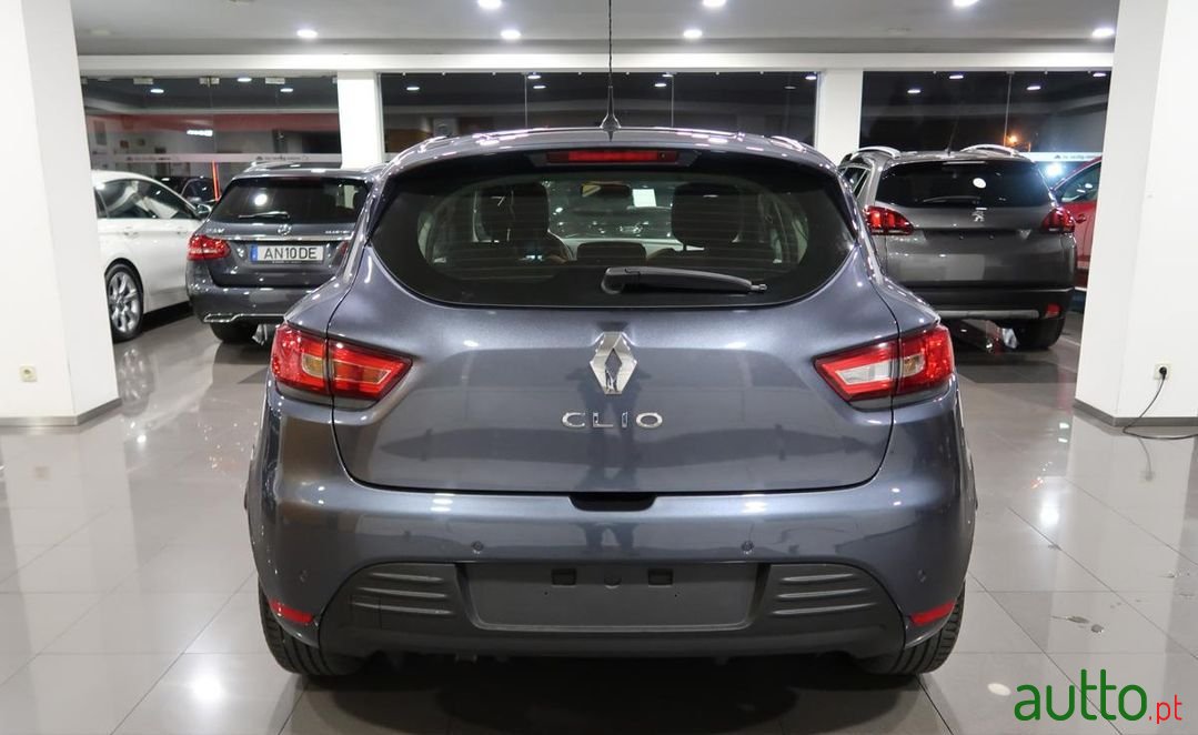 2018' Renault Clio photo #5