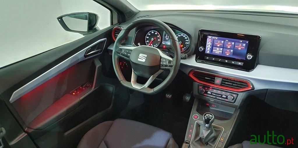 2021' SEAT Ibiza photo #4