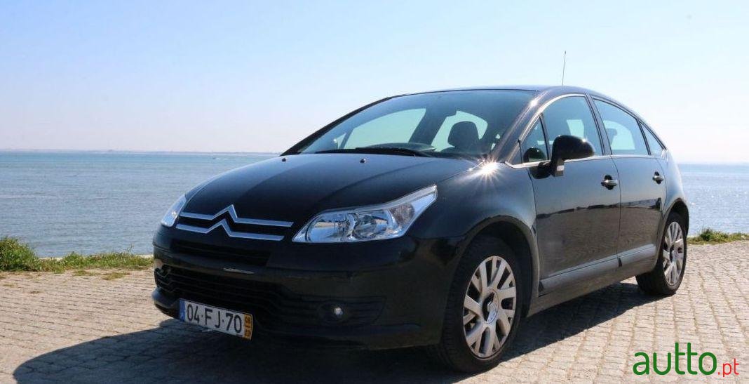 2008' Citroen C4 photo #1
