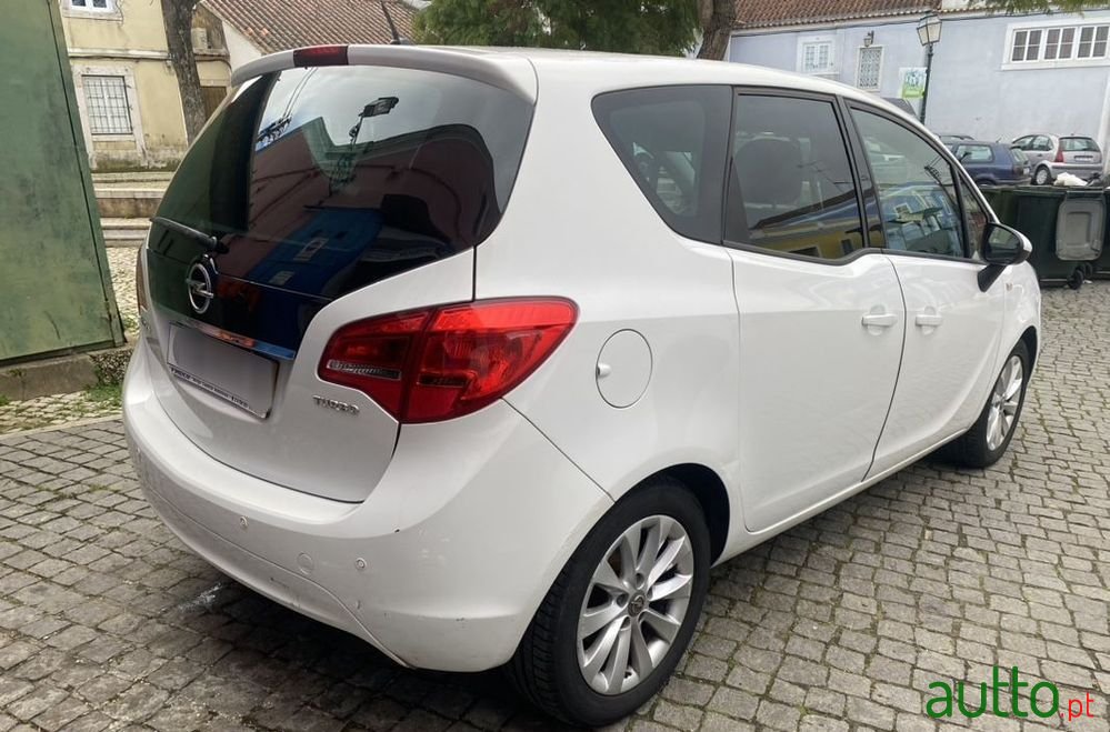 2014' Opel Meriva 1.4 T Flexfuel photo #6