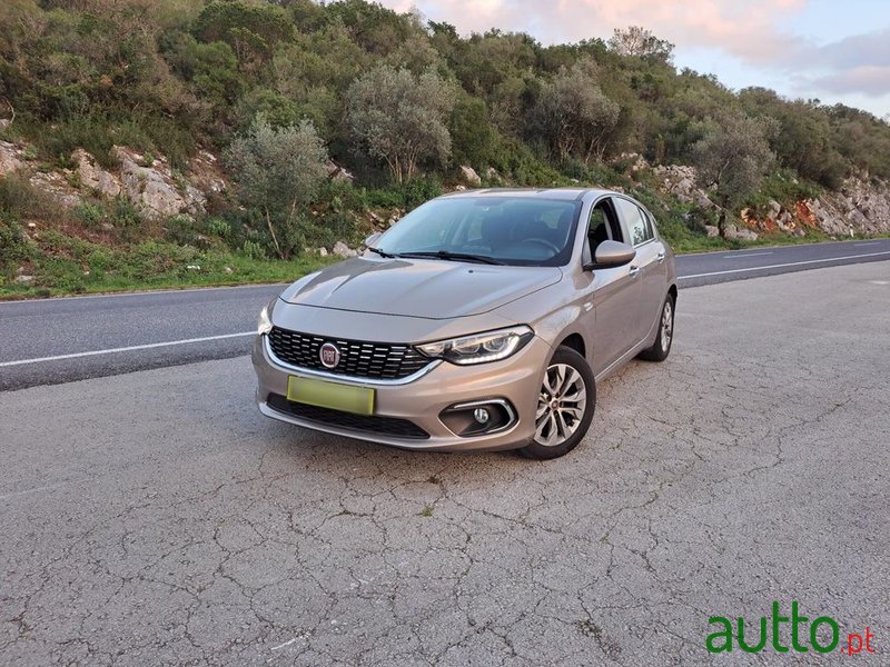 2020' Fiat Tipo 1.6 M-Jet S-Design photo #1