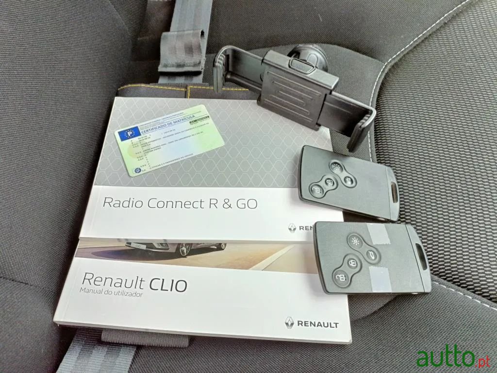 2019' Renault Clio photo #5