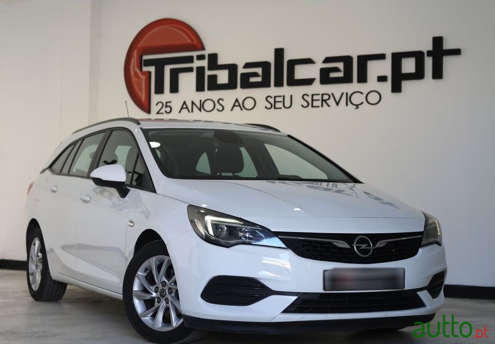 2020' Opel Astra Sports Tourer photo #6