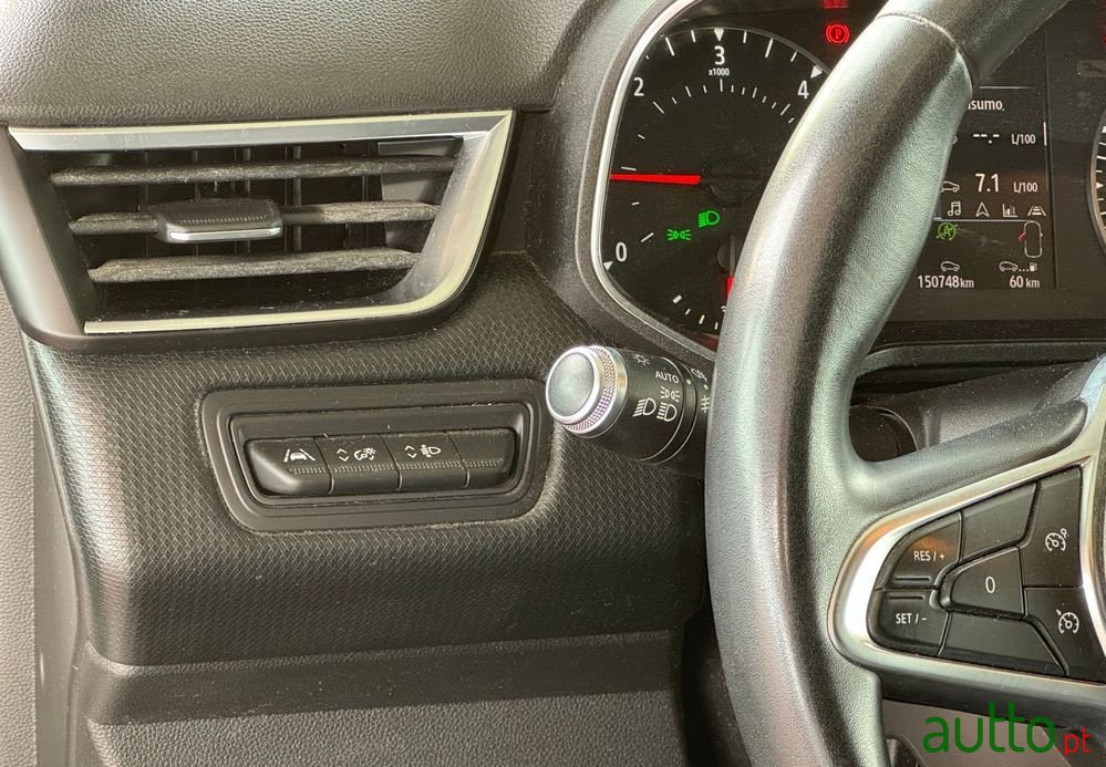 2020' Renault Clio photo #6