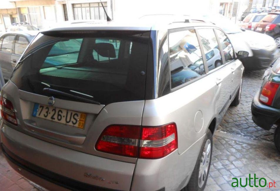 2003' Fiat Stilo Multiwagon photo #2