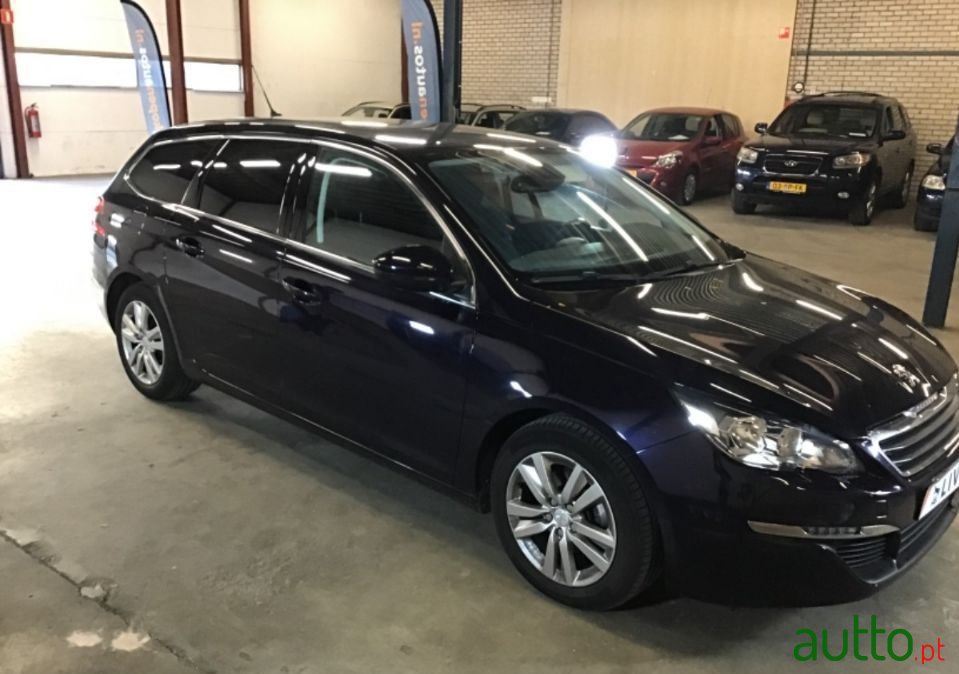 2015' Peugeot 308 Sw photo #3