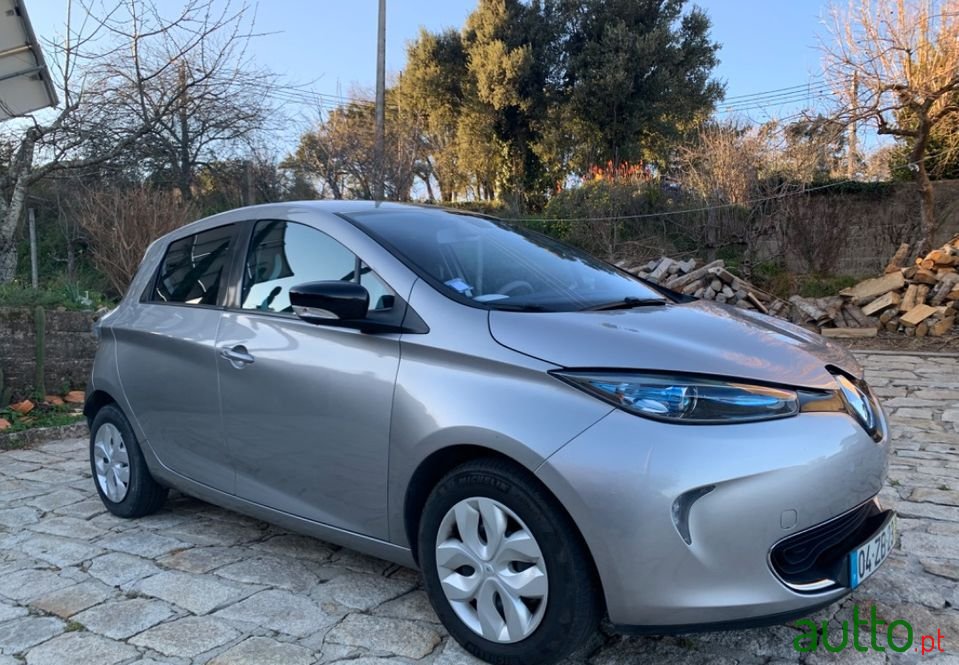 2015' Renault Zoe photo #1