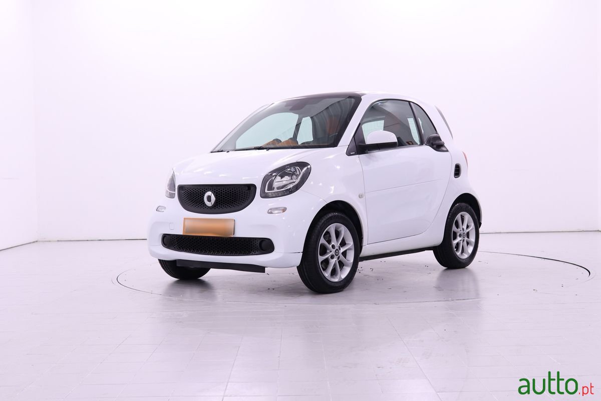 2015' Smart Fortwo photo #3