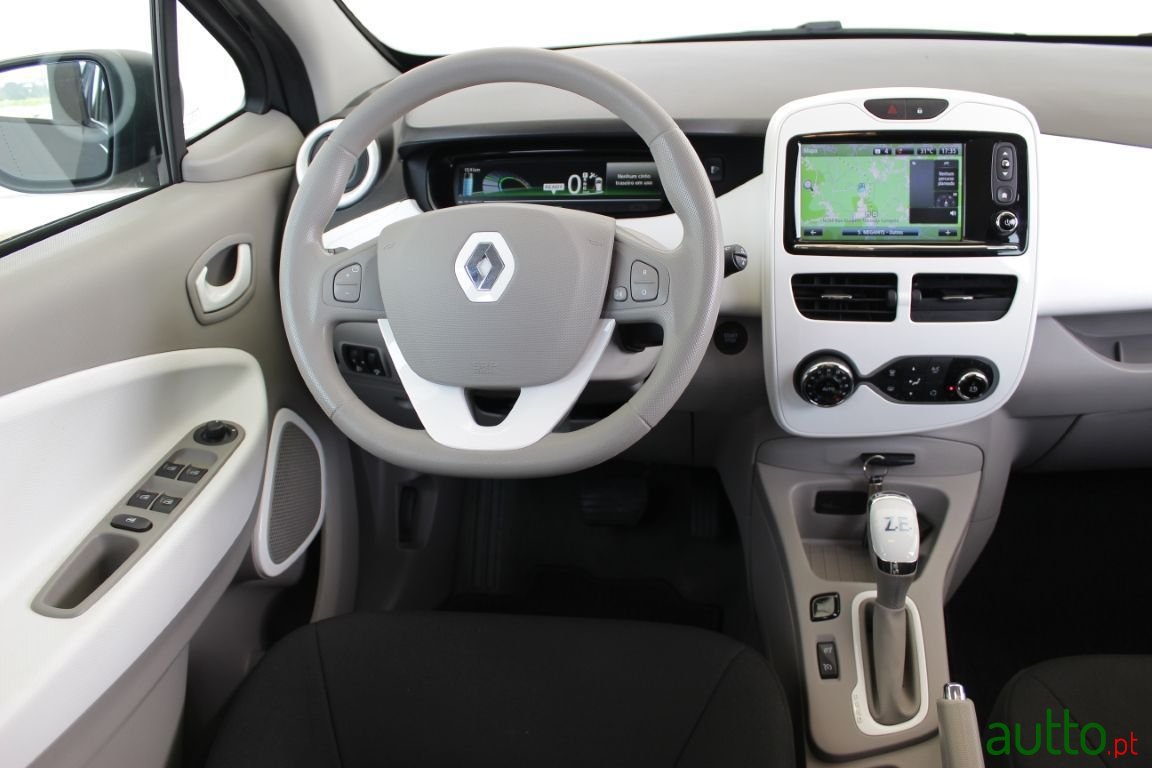 2019' Renault Zoe photo #2