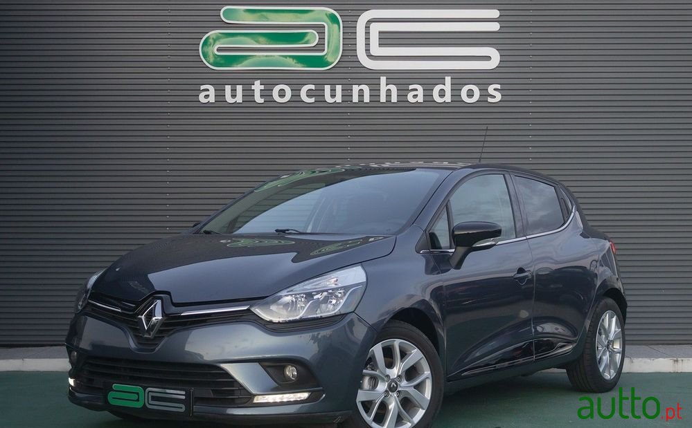 2019' Renault Clio 0.9 Tce Limited photo #3