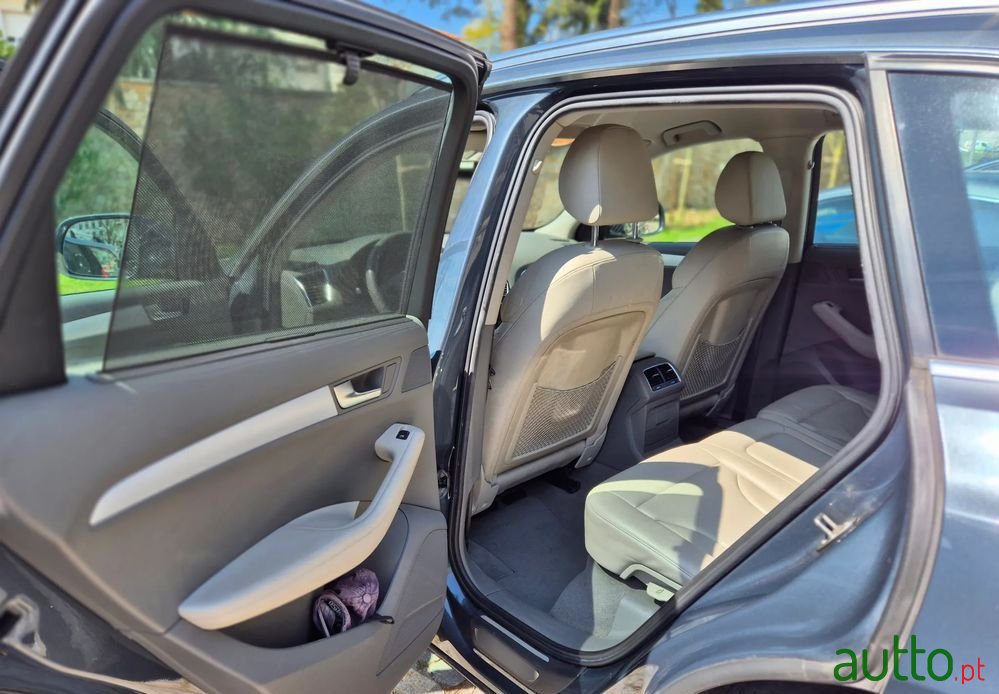 2009' Audi Q5 2.0 Tdi Exclusive photo #5