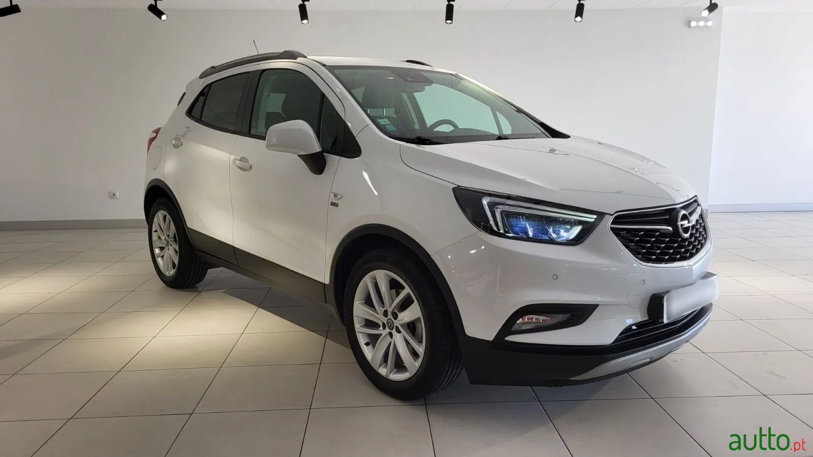 2019' Opel Mokka X photo #1