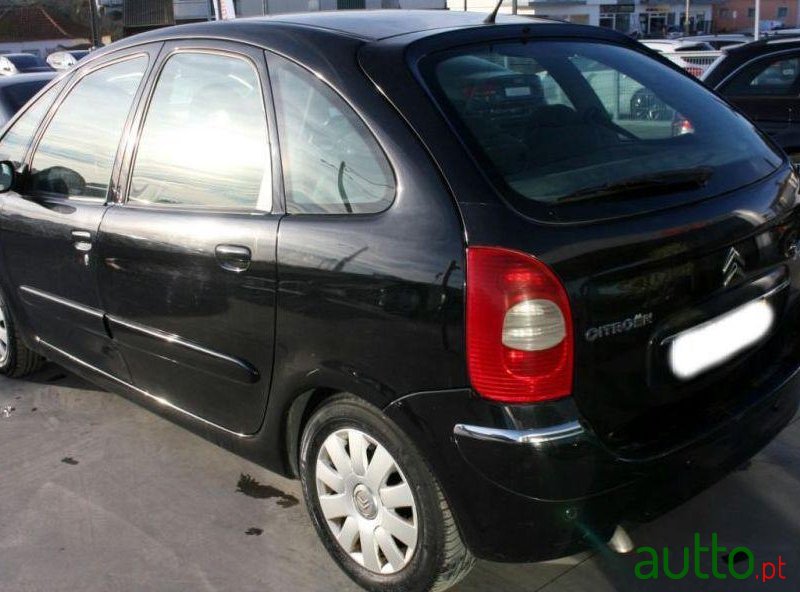 2006' Citroen Xsara Picasso photo #2