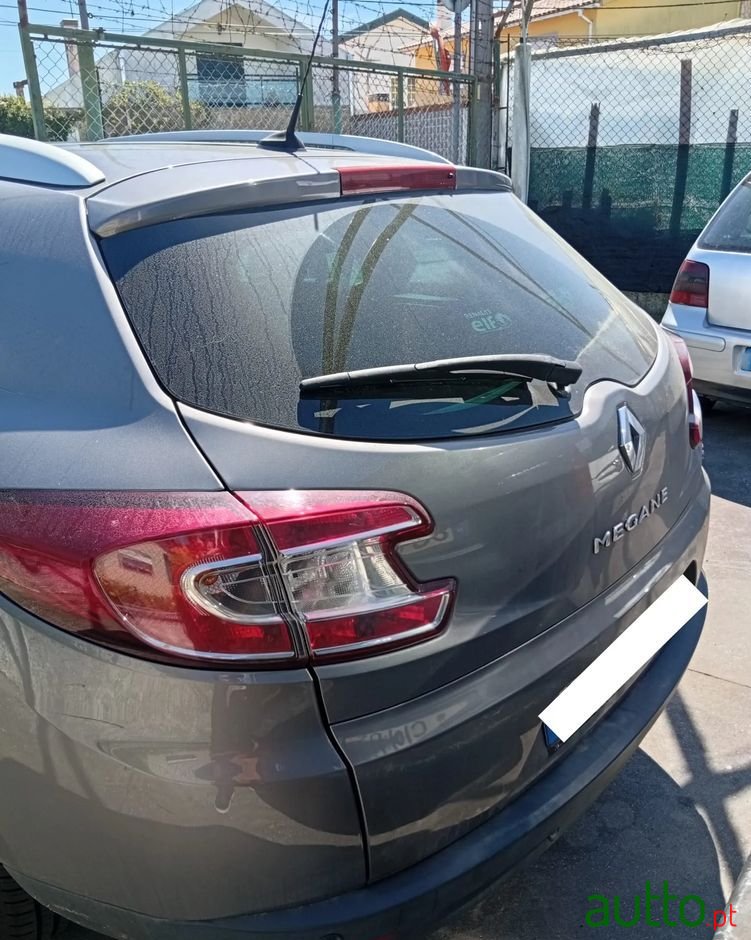 2014' Renault Megane 1.5 Dci Bose Edition photo #2