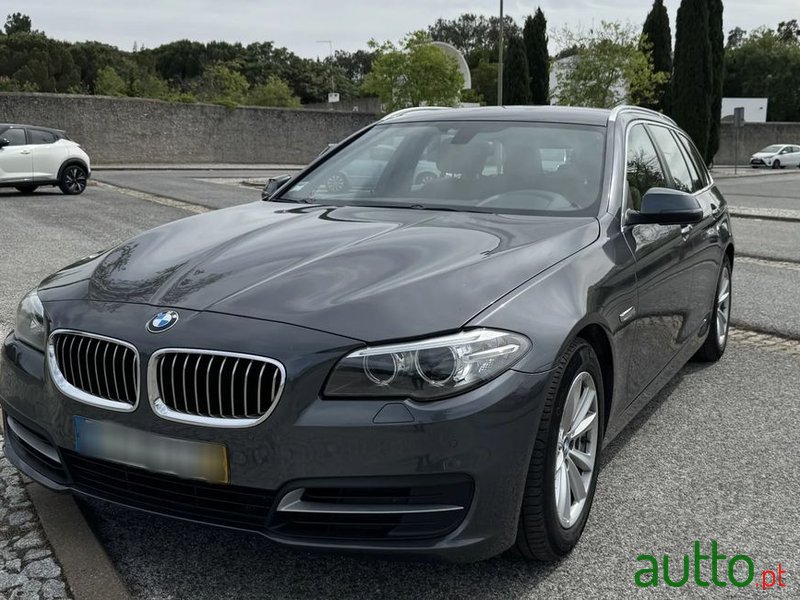 2016' BMW 520 D Auto photo #1